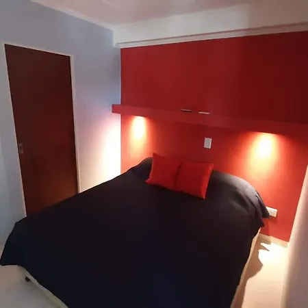 Departamento cómodo, muy iluminado y bien ubicado. Paraná Exterior foto