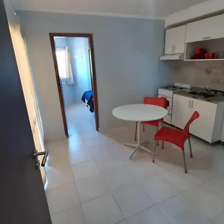Departamento cómodo, muy iluminado y bien ubicado. Paraná Exterior foto