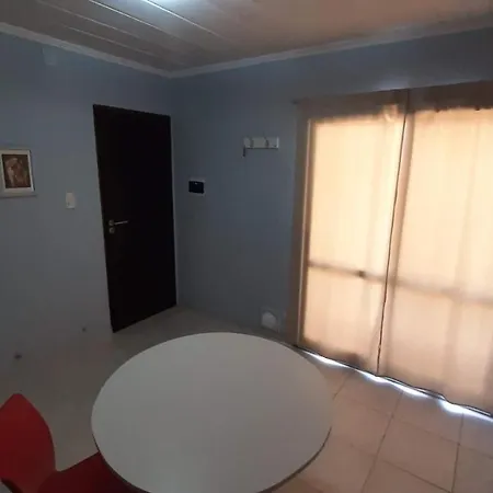 Departamento cómodo, muy iluminado y bien ubicado. Paraná Exterior foto