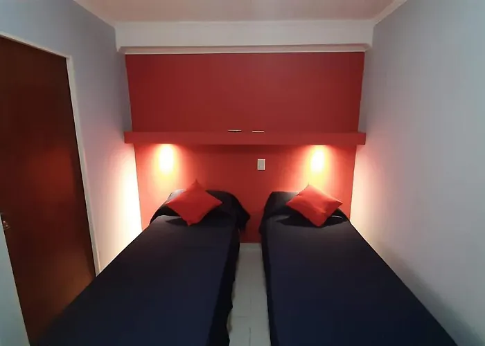 Departamento Comodo, Muy Iluminado Y Bien Ubicado.
