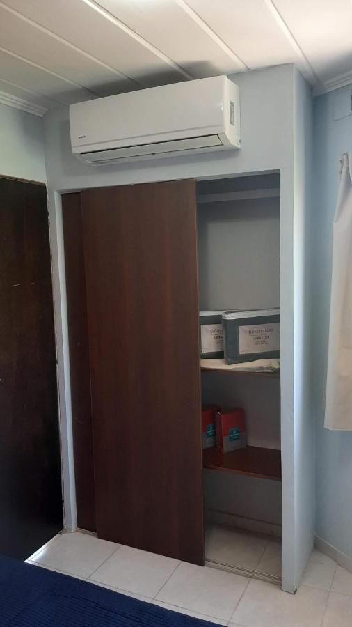 Departamento Comodo, Muy Iluminado Y Bien Ubicado. Apartment *